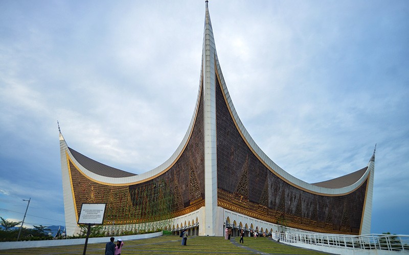Rehabilitasi Masjid Raya Sumatera Barat Telan Biaya Rp9,2 Miliar - Bagian 1