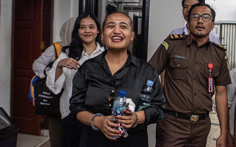 Tampang Lina Mukherjee, Tersangka Kasus Penistaan Agama Segera Disidang - Bagian 1