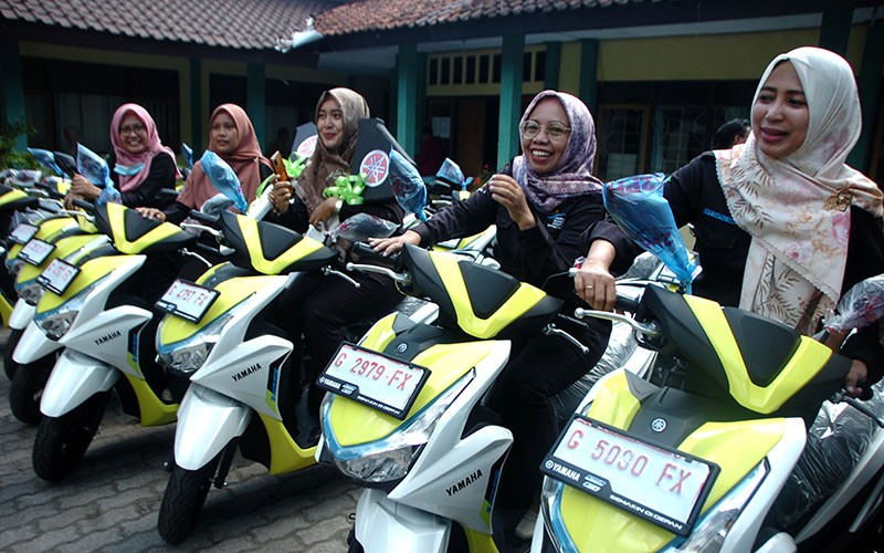 Senyum Bahagia Para Pendamping PKH Dapat Motor Dinas - Bagian 1