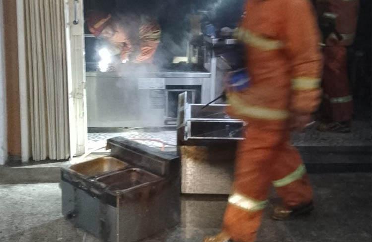 Lupa Matikan Kompor, Ruko Lumpia di Malioboro Hangus Terbakar