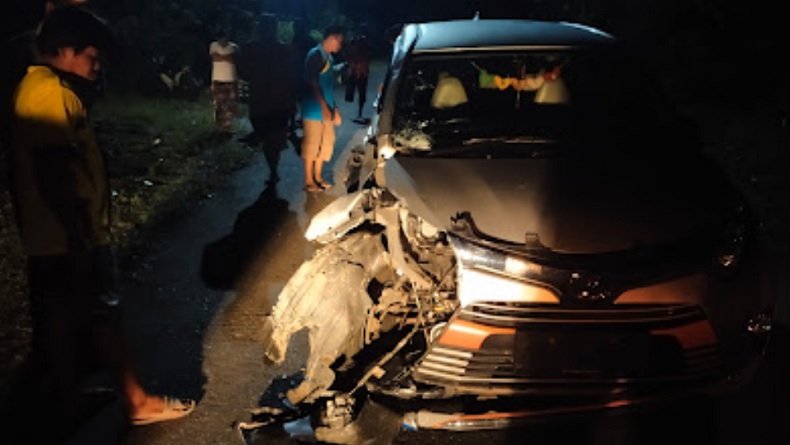 Kecelakaan di Kolaka Utara, Pengendara Motor Terkapar Dihantam Toyota Calya