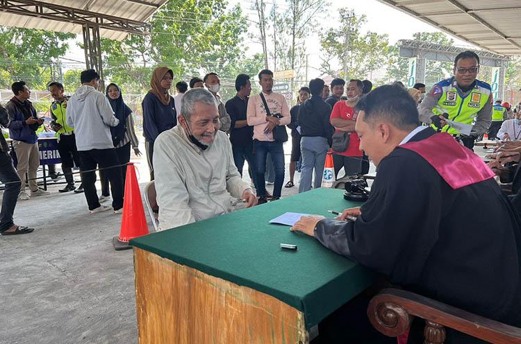 title Sehari Razia Patuh Progo 2023, Polres Bantul Tilang Ratusan Kendaraan Sehari Razia Patuh Progo 2023, Polres Bantul Tilang Ratusan Kendaraan
