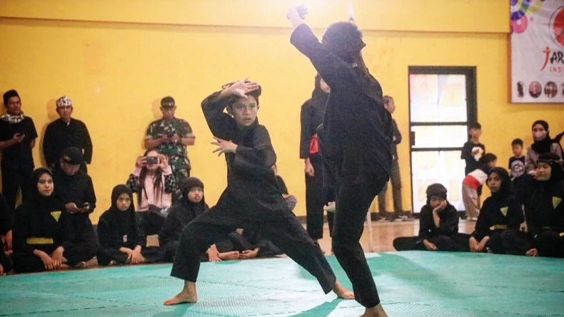 title 255 Peserta Ikuti Pasanggiri Ibing Pencak Silat, Pendekar Sukabumi Siap Tampil di Tingkat Jabar 255 Peserta Ikuti Pasanggiri Ibing Pencak Silat, Pendekar Sukabumi Siap Tampil di Tingkat Jabar