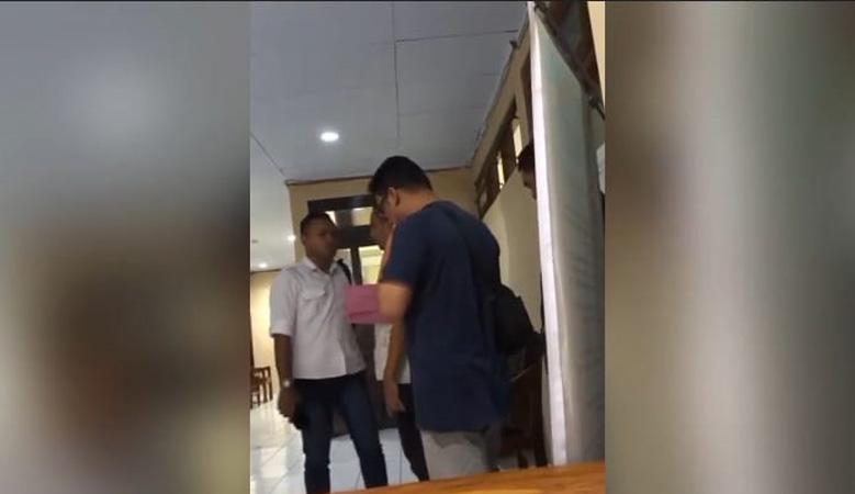 Viral Kericuhan Lelang Proyek di Pemkab Rembang, OTK Adang Peserta Masuk Ruangan