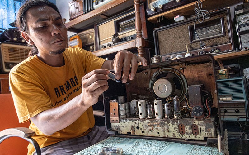 Koleksi Radio Antik Buatan Tahun 1930 hingga 1980 - Bagian 2