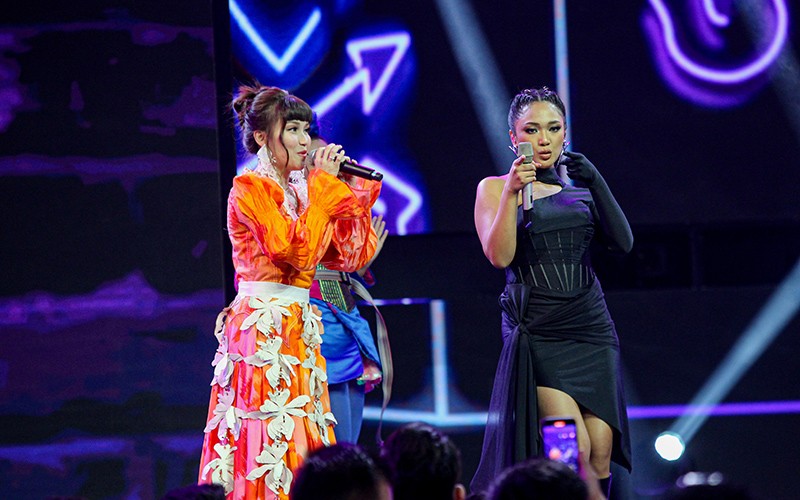 Duet Ayu Ting Ting dan Marion Jola Panaskan Kontes Swara Bintang - Bagian 1