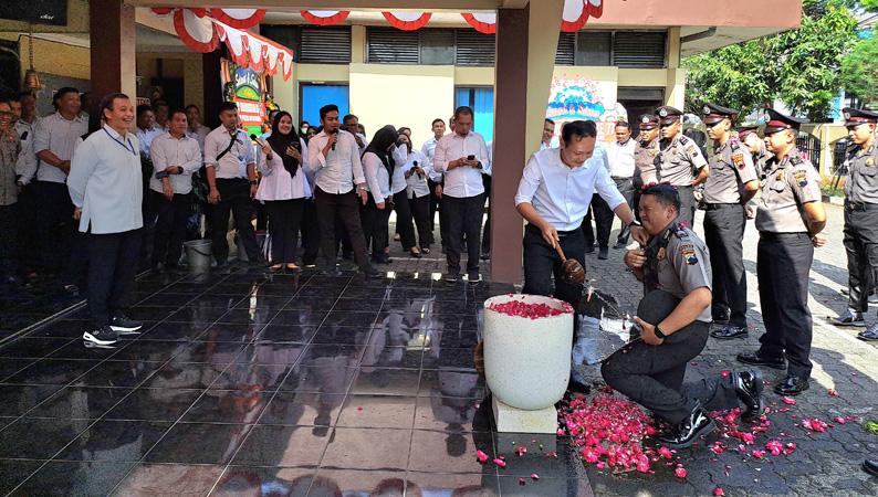 Polda Jateng Sita 6 Kardus Ponsel Bodong, 1 Pelaku Diamankan