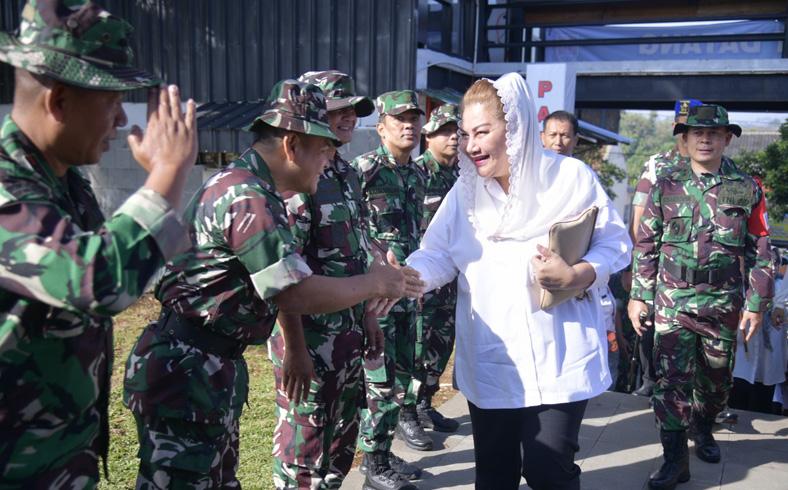 Antisipasi Banjir, Pemkot Semarang Gencarkan Pengerukan Sedimen dan Pembersihan Sampah