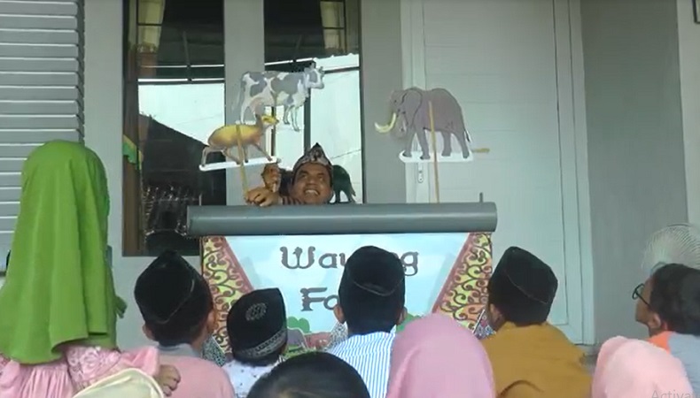 Serunya Nonton Wayang Fabel Bareng MNC Peduli di Rumah Baca Jatiwayang Semarang 