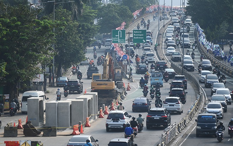 Proyek Saluran Air Sepanjang 2.400 Meter Tanggulangi Banjir Jakarta Selatan - Bagian 1