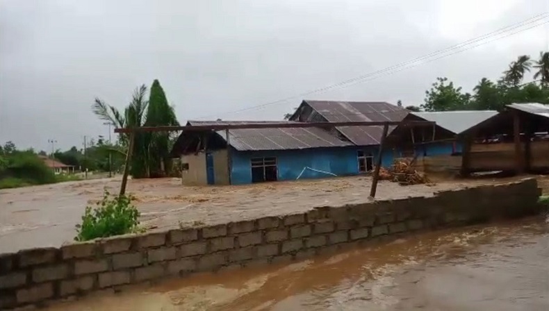 Banjir di Sula, 48 Rumah Tergenang Air hingga Setinggi 2 Meter