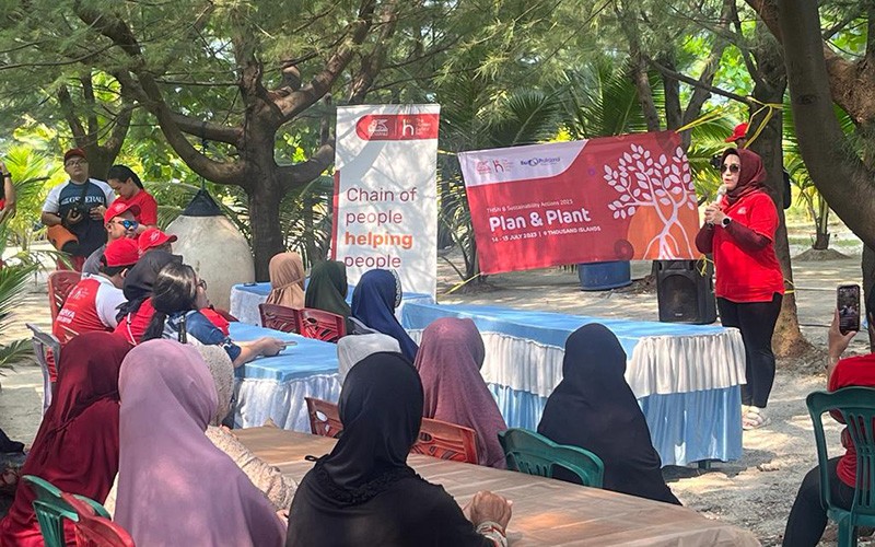 Tingkatkan Ketahanan Keluarga, Generali Indonesia Berikan Literasi Keuangan untuk Warga Pulau Kelapa - Bagian 2