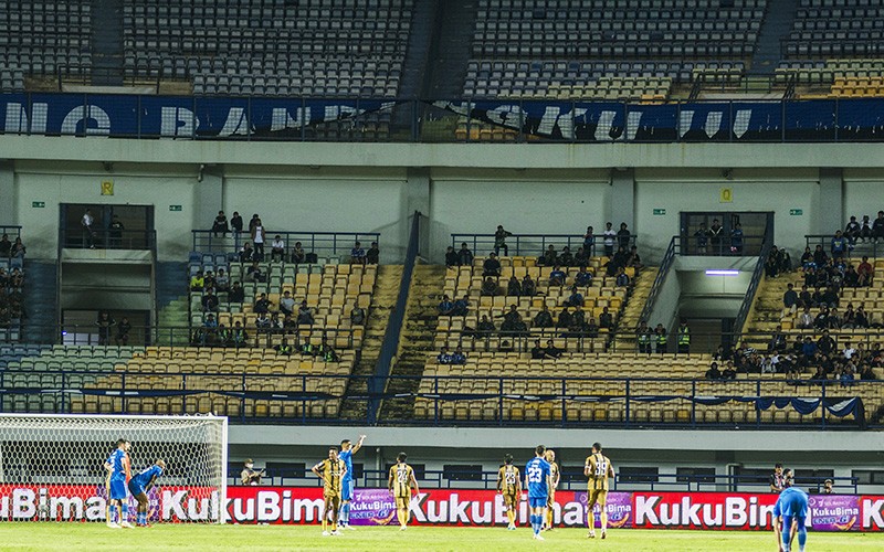 Harga Tiket Mahal, Pertandingan Persib Bandung vs Dewa United Diboikot Bobotoh - Bagian 2