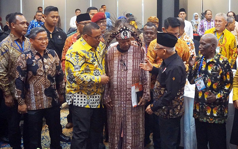 Wapres Ma'ruf Amin Dengarkan Aspirasi Tokoh Masyarakat Papua Barat Daya - Bagian 1