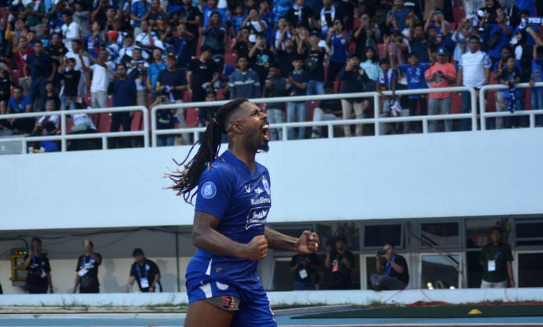 Striker PSIS Carlos Fortes Panaskan Dominasi Pemain Asing di Daftar Top Skor Liga 1