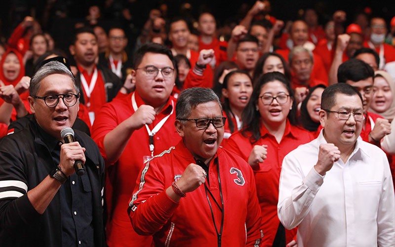 Hary Tanoe Berikan Arahan Strategi Menangkan Ganjar Pranowo - Bagian 2