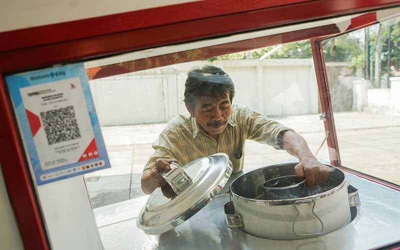 Senangnya Para Pedagang Dapat Bantuan Gerobak Gratis dari Partai Perindo - Bagian 4