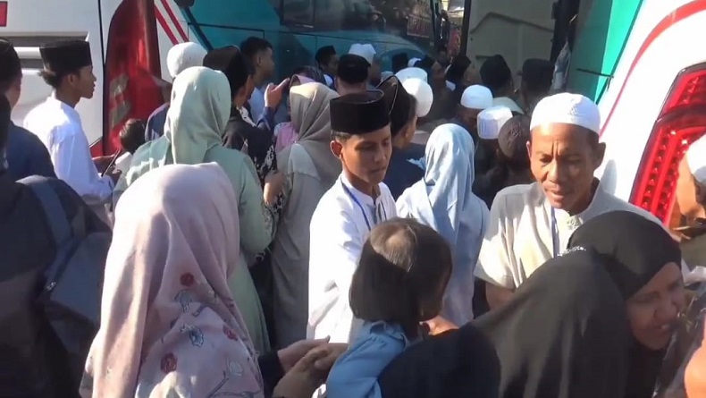 2 Haji asal Cianjur Meninggal di Makkah, Isak Tangis Keluarga Pecah saat Terima Koper