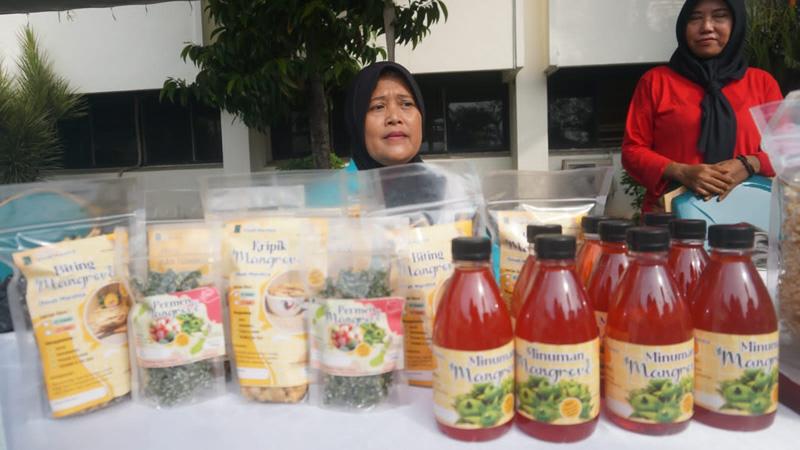 Kreatif dan Inovatif, Warga Pekalongan Ini Manfaatkan Mangrove Jadi Ladang Cuan