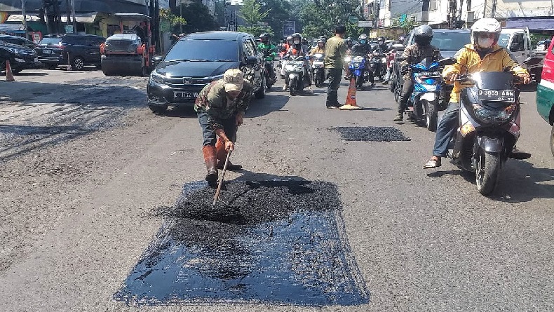 Jalanan Bandung Belum Mulus, Dinas Bina Marga Kerjakan 120 Proyek Perbaikan