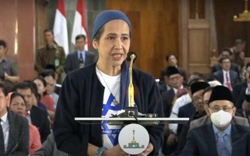 Foto-Foto Aktivis Pro Israel Pakai Baju Bintang Daud Ceramah di Ponpes Al Zaytun - Bagian 1