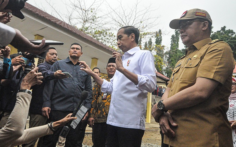 Jokowi Tambah Perlengkapan Bengkel Kendaraan untuk Praktik SMK di Bengkulu - Bagian 2