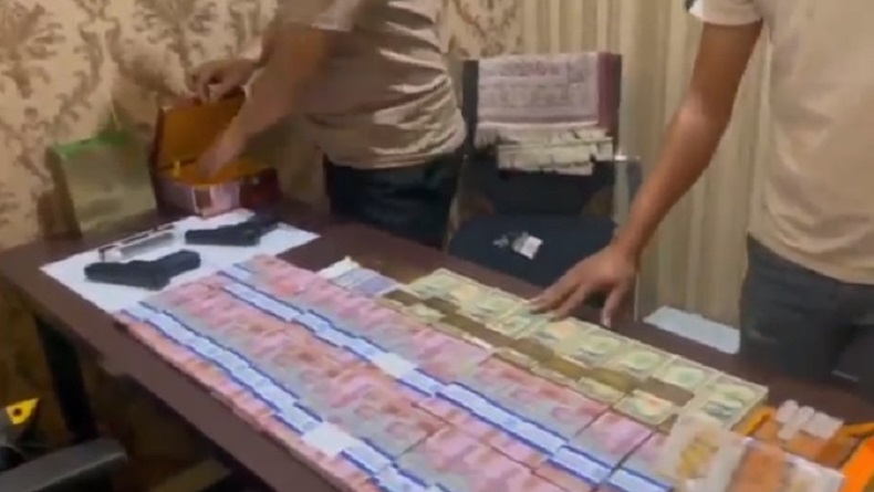 title Bongkar Kasus Pengedaran Uang Palsu Total Rp15 Triliun, Polres Pandeglang Buru Pencetak Bongkar Kasus Pengedaran Uang Palsu Total Rp15 Triliun, Polres Pandeglang Buru Pencetak