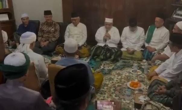 Ganjar Banyak Terima Petuah saat Silaturahmi dengan Masyayikh dan Habaib di Rembang