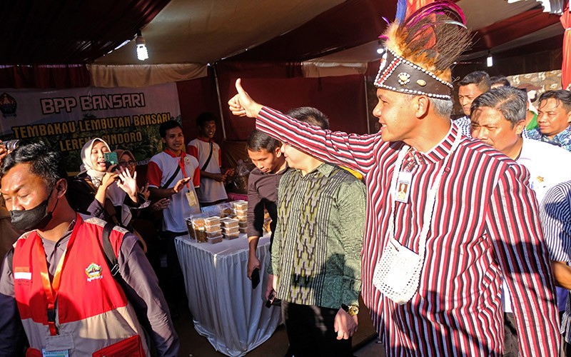 Ganjar Ajak Milenial dan Gen Z Masuk Dunia Pertanian dengan Teknologi - Bagian 2