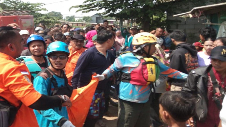2 Bocah Tenggelam di Kali BTB 16 Karawang, 1 Orang Ditemukan Tewas Mengambang