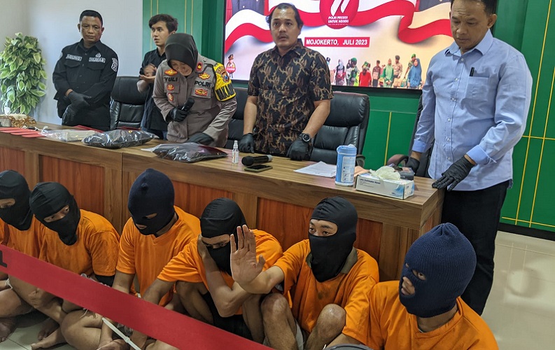 12 Komplotan Begal dan Pelaku Pengeroyokan Pemuda di Jombang Tertangkap, 2 di Bawah Umur 