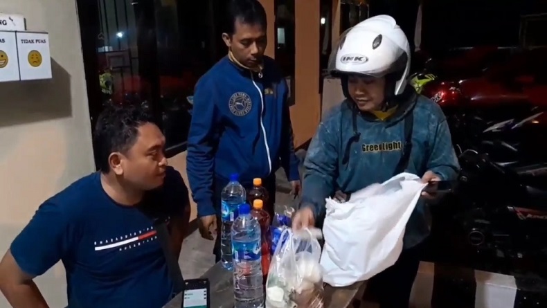 Driver Ojol Tertipu Order Fiktif Pelaku Ngaku Bripda, akhirnya Semua Belanjaan Dibeli Polisi
