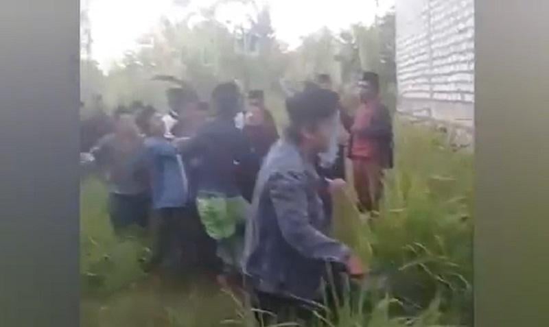 Pencuri Motor di Bangkalan Babak Belur Dihajar Warga Bersenjata Tajam 