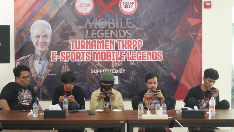 Ajak Pemilh Muda Lebih Mengenal Ganjar Pranowo, TKRPP 2024 Gelar Turnamen E-Sports Mobile Legends - Bagian 1