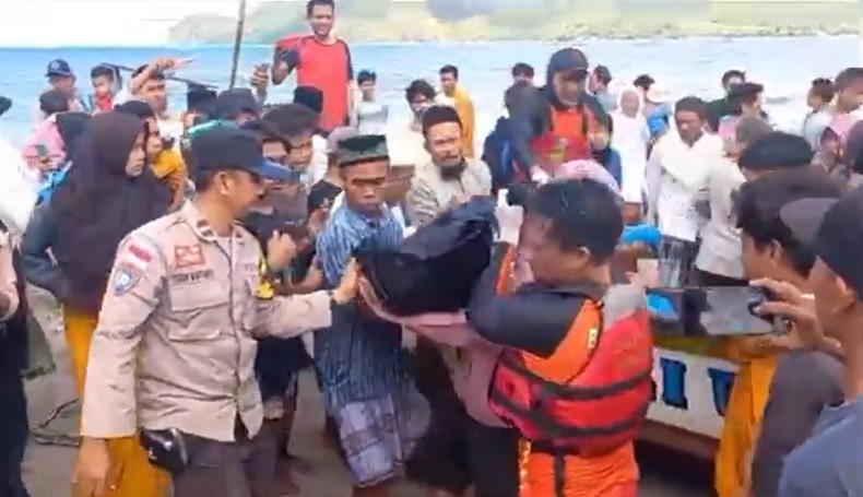 Pemancing Terseret Ombak Pantai Orong Bukal Ditemukan Tewas di Kedalaman 10 Meter