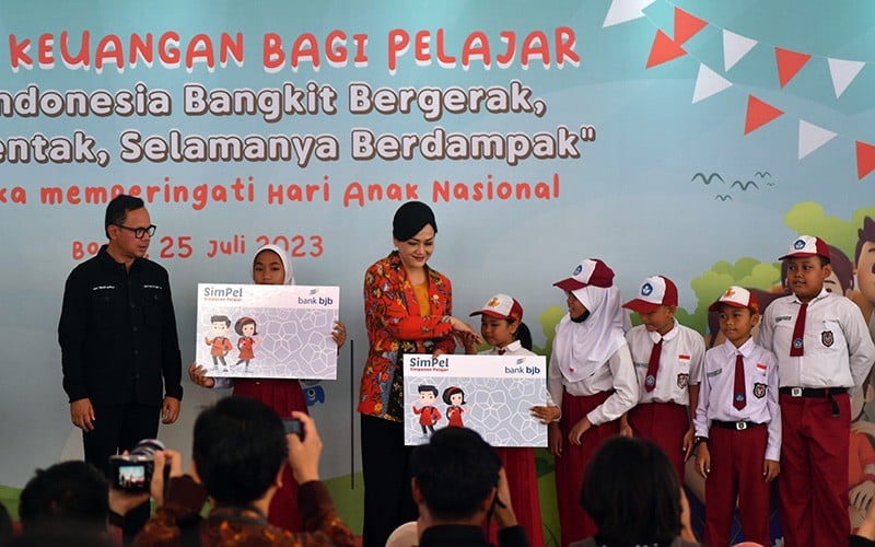 OJK Berikan Edukasi Keuangan untuk Kelompok Pelajar di Bogor - Bagian 1