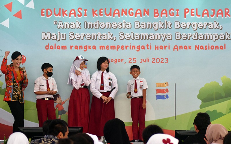 OJK Berikan Edukasi Keuangan untuk Kelompok Pelajar di Bogor - Bagian 2
