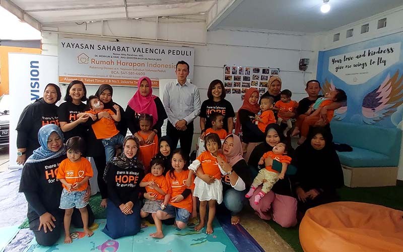 MNC Sky Vision Salurkan Bantuan Sosial ke Yayasan Rumah Harapan Indonesia - Bagian 2