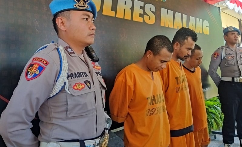 title 3 Pembunuh Mahasiswa asal NTT di Malang Tertangkap, Begini Peran Mereka 3 Pembunuh Mahasiswa asal NTT di Malang Tertangkap, Begini Peran Mereka