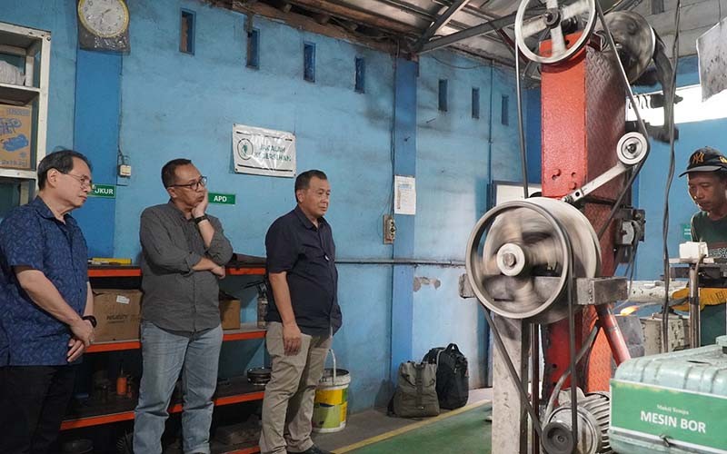 UMKM Pande Besi Banyumas Dikenalkan ke Produsen Alat Kesehatan di Sukabumi - Bagian 3