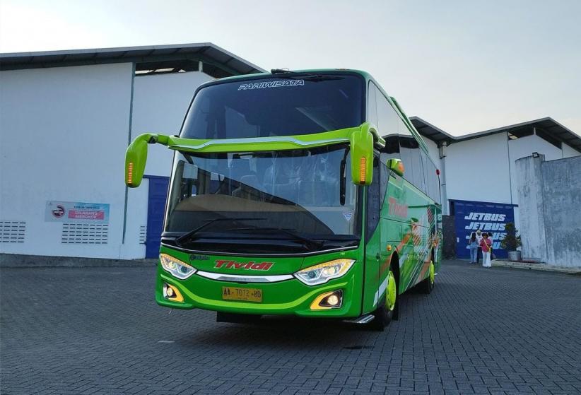 PO TIVIDI Jetbus 3+ Need for Speed: Ketika Kenyamanan Berpadu dengan Kecepatan di Jalan Raya
