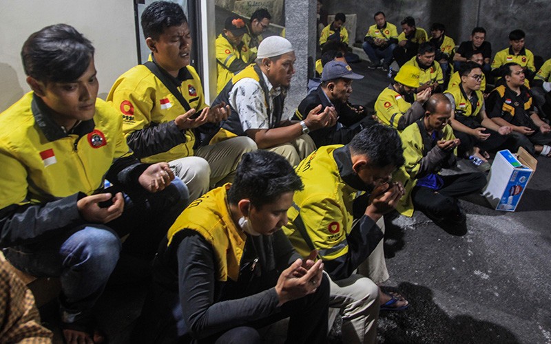 Tabur Bunga-Doa Bersama di Lokasi Pembunuhan Sopir Taksi Online Semarang - Bagian 3
