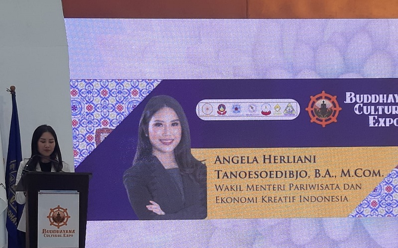 Wamenparekraf Bicara Persatuan dan Keberagaman di Acara Buddhayana Cultural Expo Surabaya 