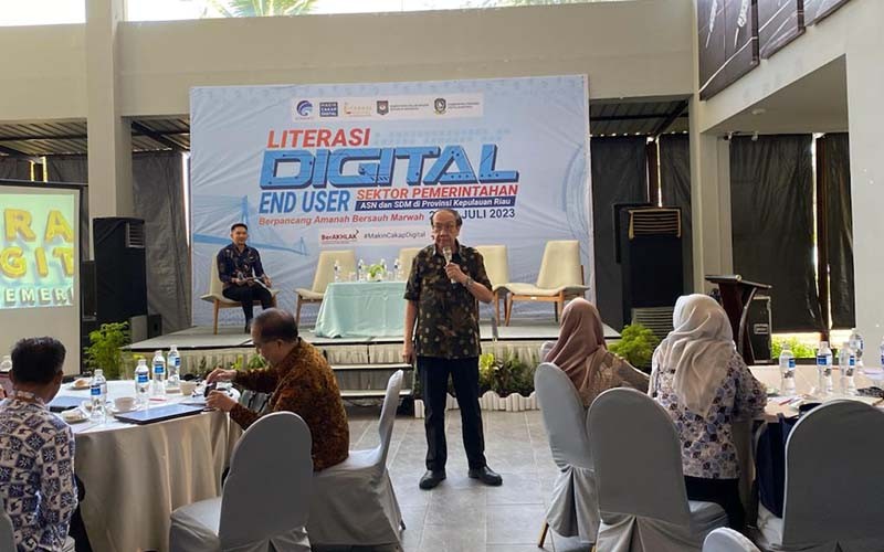 Kemenkominfo Ajak 8.000 ASN Kepri Bangun Kesadaran Tentang Literasi Digital - Bagian 1
