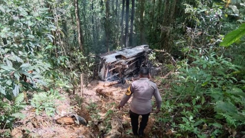 Kecelakaan Hari Ini di Jalan Poros Nabire-Paniai, Pikap Bawa 13 Penumpang Masuk Jurang