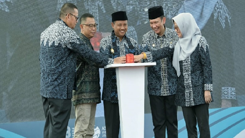 Pemprov Jabar Luncurkan Aplikasi Singakota untuk Awasi Kinerja Koperasi