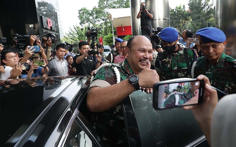 Didatangi Petinggi TNI, KPK Ngaku Khilaf Tetapkan Kepala Basarnas Tersangka - Bagian 4