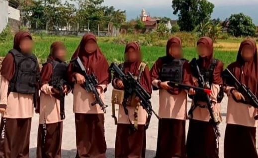 Terungkap, Airsoft Gun yang Ditenteng Santriwati di Magetan Berasal dari Solo dan Berizin
