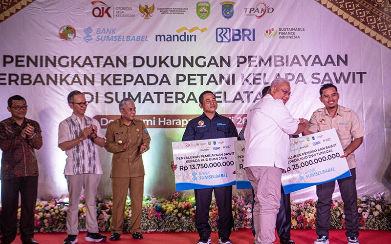 OJK Dukung Peningkatan Kesejahteraan Petani Sawit - Bagian 2