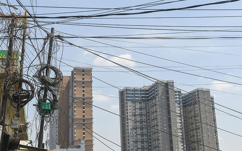Pemprov DKI Jakarta Targetkan Ibu Kota Bebas Kabel Semrawut pada Tahun 2028 - Bagian 2
